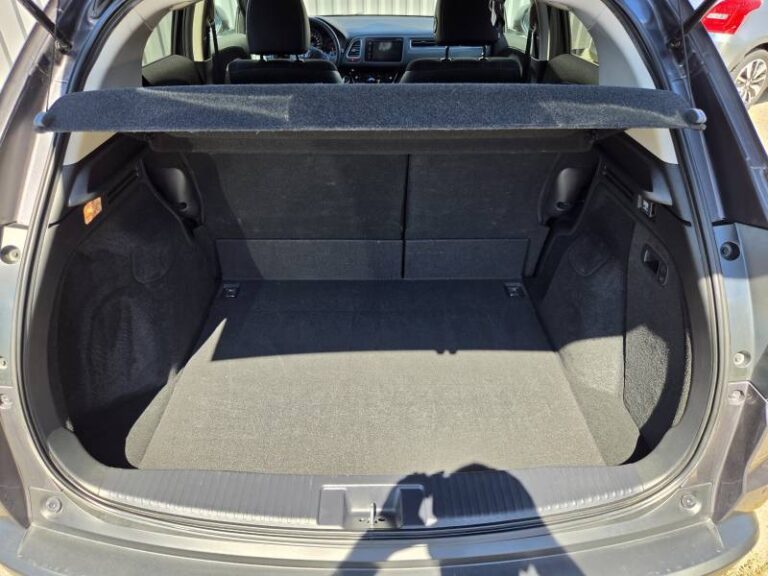 Honda HRV HR-V 1.6 i-DTEC Exclusive Navi - Image 10 (August 8, 2026)
