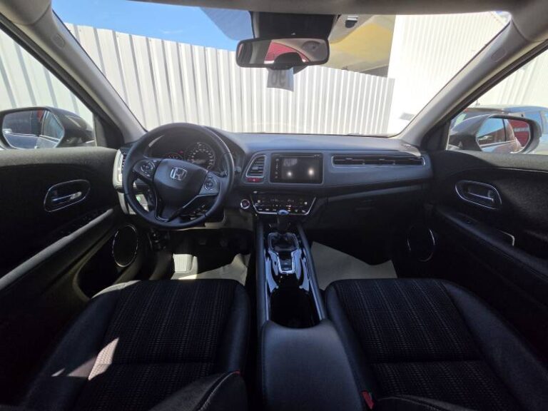 Honda HRV HR-V 1.6 i-DTEC Exclusive Navi - Image 13 (August 8, 2026)