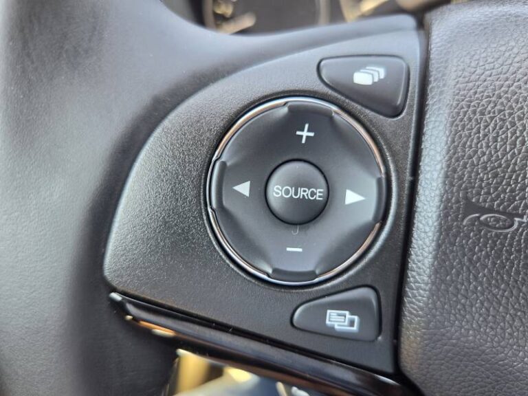 Honda HRV HR-V 1.6 i-DTEC Exclusive Navi - Image 17 (August 8, 2026)