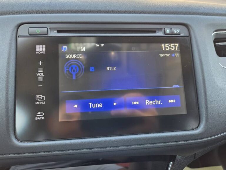 Honda HRV HR-V 1.6 i-DTEC Exclusive Navi - Image 19 (August 8, 2026)