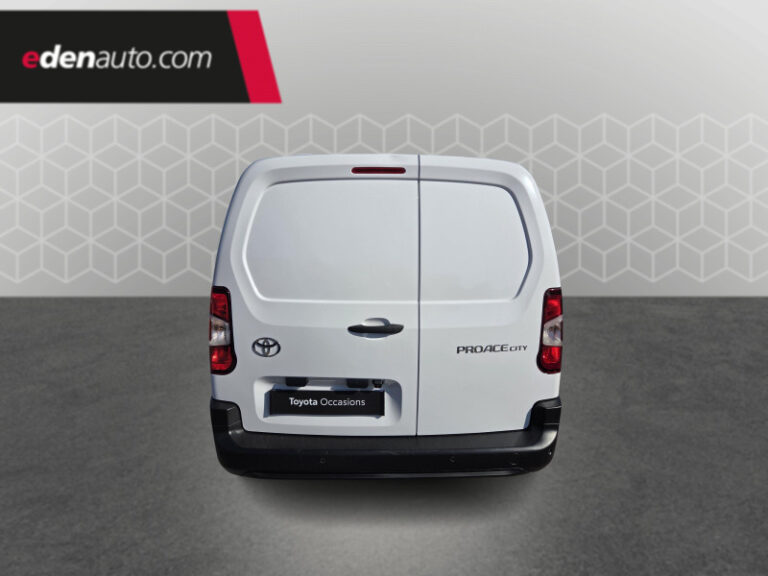 Toyota Proace City MEDIUM 1.5L 130 D-4D BVA START - Image 02 (August 8, 2026)