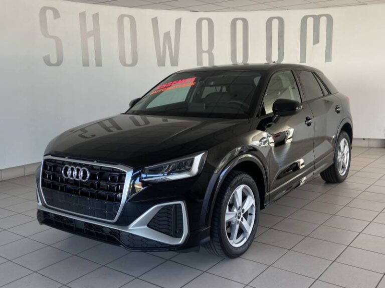 Audi Q2 35 TFSI 150 S tronic 7 S line - Image 01 (August 8, 2026)