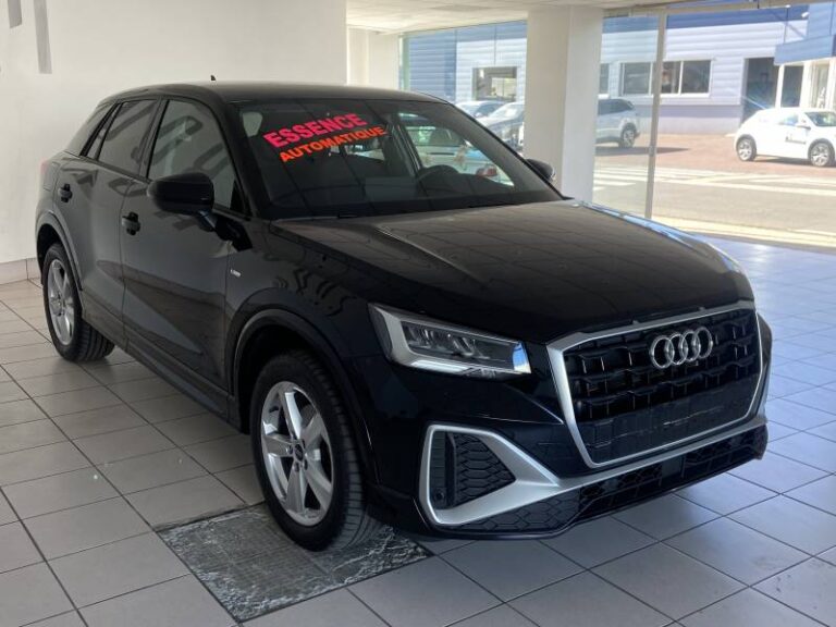 Audi Q2 35 TFSI 150 S tronic 7 S line - Image 02 (August 8, 2026)
