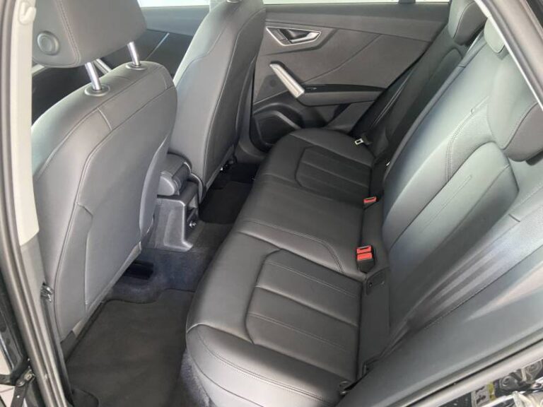 Audi Q2 35 TFSI 150 S tronic 7 S line - Image 06 (August 8, 2026)