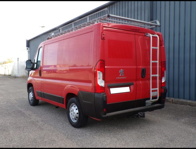 Peugeot Boxer BHDI 120 BVM - Image 03 (August 9, 2026)