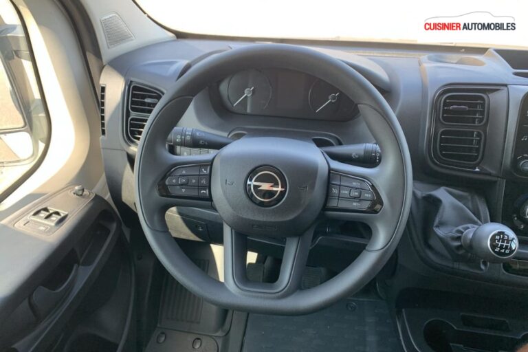 Opel Movano FOURGON DIESEL 140 CH 3.5T MANUELLE START - Image 14 (August 9, 2026)