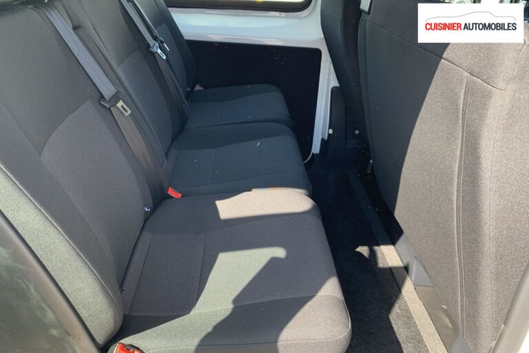 Opel Vivaro Cabine Approfondie CA FIXE DIESEL 150 CH XL MANUELLE - Image 10 (August 9, 2026)
