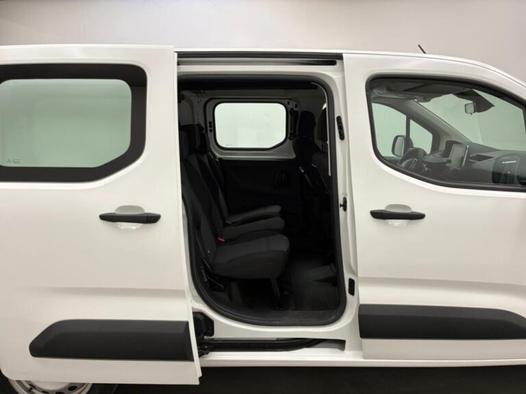 Peugeot Partner CABINE APPROFONDIE CA BLUEHDI 130 S&S EAT8 - Image 14 (August 10, 2026)