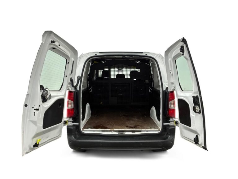 Peugeot Partner CABINE APPROFONDIE CA BLUEHDI 130 S&S EAT8 - Image 19 (August 10, 2026)