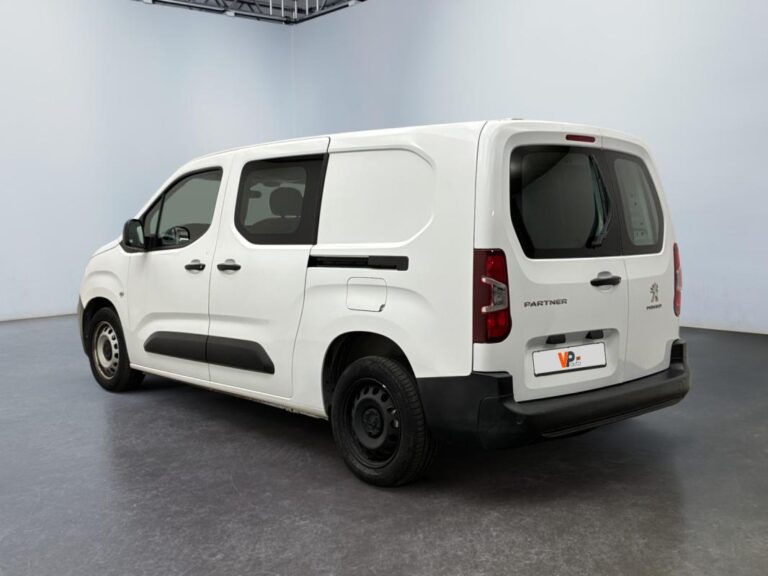 Peugeot Partner CABINE APPROFONDIE CA BLUEHDI 130 S&S EAT8 - Image 03 (August 10, 2026)