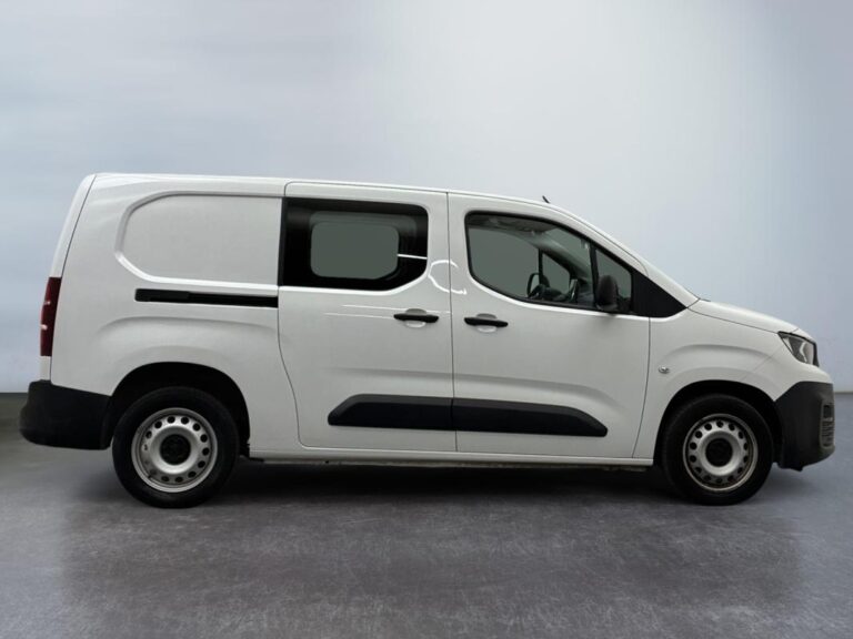 Peugeot Partner CABINE APPROFONDIE CA BLUEHDI 130 S&S EAT8 - Image 06 (August 10, 2026)