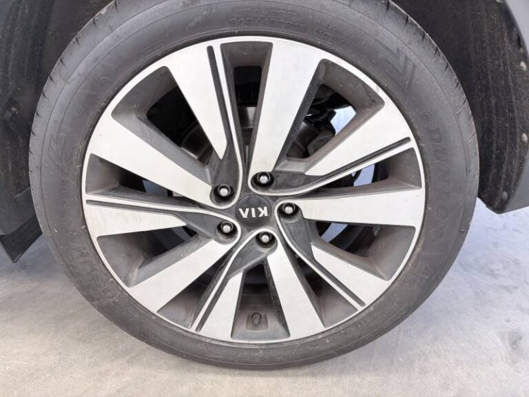 Kia Sportage 1.7 CRDi 115 ISG 4×2 Premium - Image 10 (August 11, 2026)