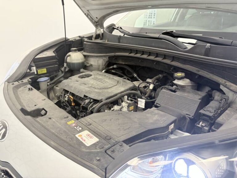 Kia Sportage 1.7 CRDi 115 ISG 4×2 Premium - Image 11 (August 11, 2026)