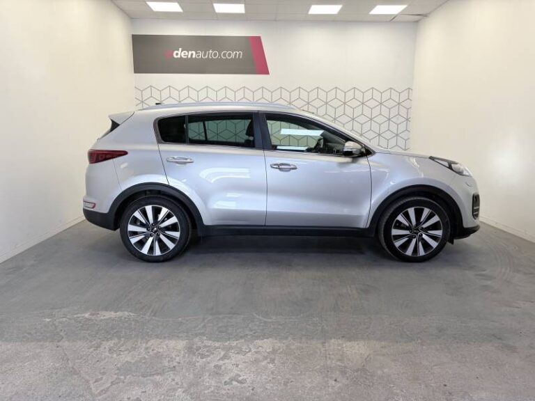 Kia Sportage 1.7 CRDi 115 ISG 4×2 Premium - Image 03 (August 11, 2026)