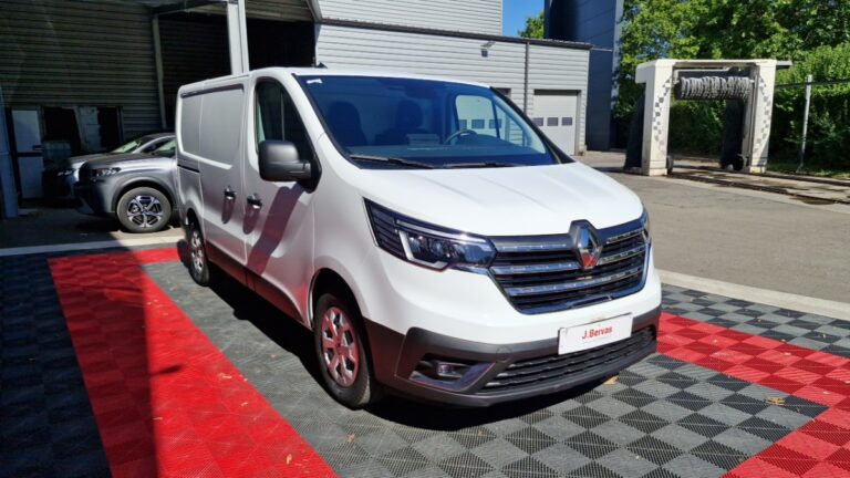 Renault Trafic E-TECH ELECTRIQUE FOURGON 3t ac22 advance - Image 03 (August 11, 2026)