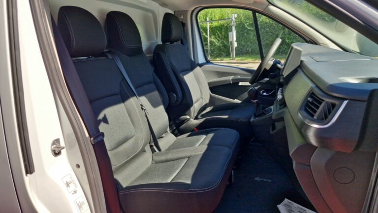 Renault Trafic E-TECH ELECTRIQUE FOURGON 3t ac22 advance - Image 07 (August 11, 2026)