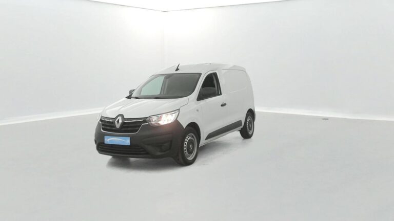Renault Express Van BLUE DCI 95 – 22 CONFORT - Image 01 (August 11, 2026)
