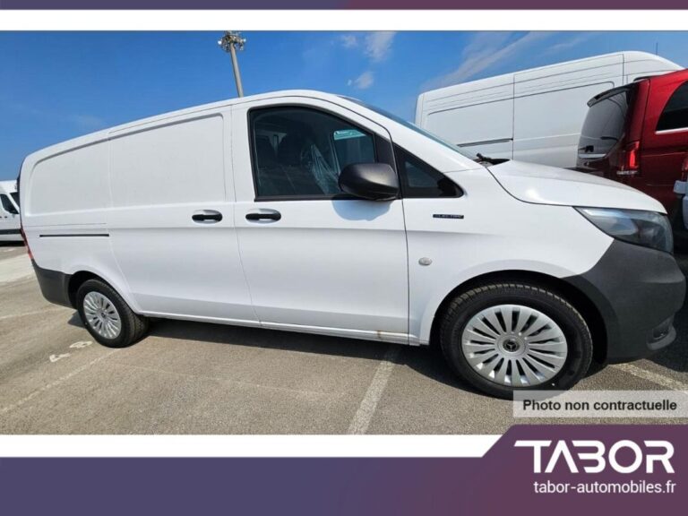 Mercedes Vito eVito 112 Van L2 60kWh Clim 3pl - Image 02 (August 11, 2026)