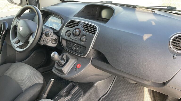 Renault Kangoo Express Fourgon 1.5 Blue dCi 115 Business - Image 10 (August 11, 2026)