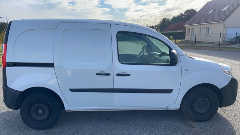Renault Kangoo Express Fourgon 1.5 Blue dCi 115 Business - Image 04 (August 11, 2026)