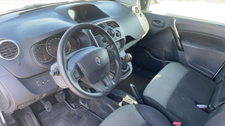 Renault Kangoo Express Fourgon 1.5 Blue dCi 115 Business - Image 08 (August 11, 2026)
