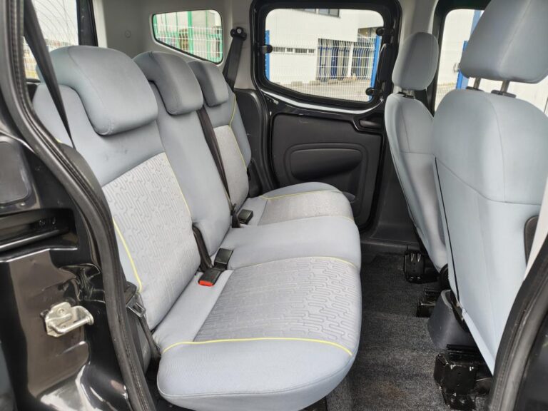 Peugeot Bipper Tepee 1.4 HDI 70CH OUTDOOR - Image 07 (August 28, 2026)