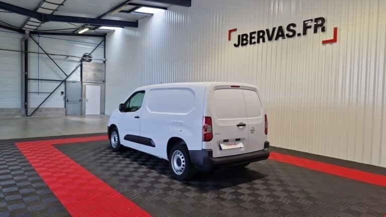 Opel combo cargo 1.5 100 CH S/S BVM6 AUGMENTE PACK CLIM - Image 03 (August 28, 2026)