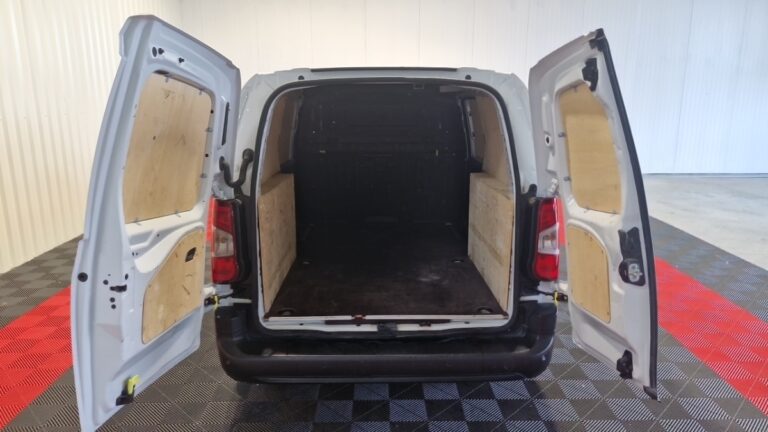 Opel combo cargo 1.5 100 CH S/S BVM6 AUGMENTE PACK CLIM - Image 06 (August 28, 2026)