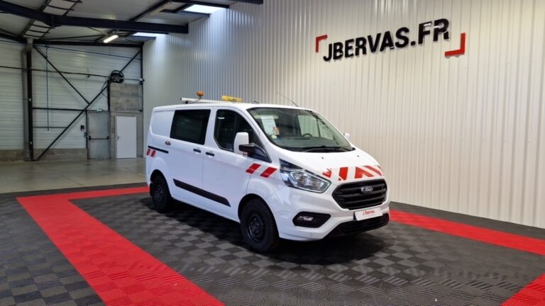 Ford Transit Custom 300 2.0 ECOBLUE 130 SS BVA TREND - Image 10 (August 28, 2026)