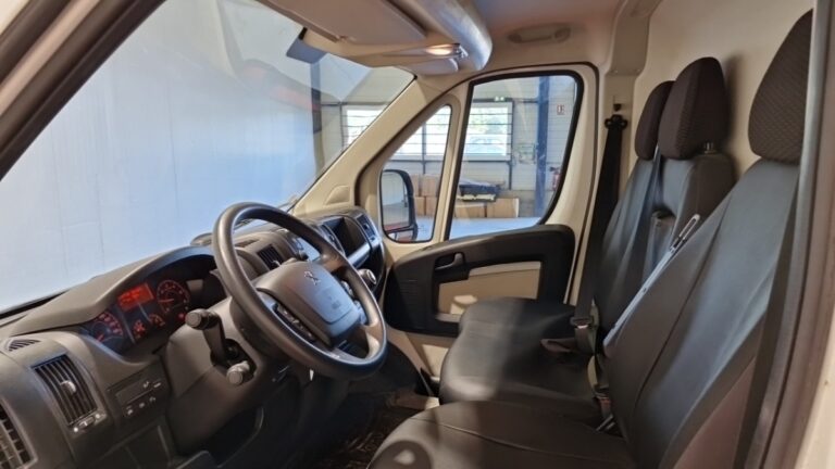 Peugeot Boxer TOLE 335 BLUEHDI 120 SS PREMIUM - Image 12 (August 28, 2026)