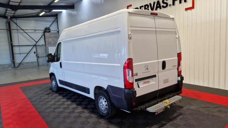 Peugeot Boxer TOLE 335 BLUEHDI 120 SS PREMIUM - Image 03 (August 28, 2026)