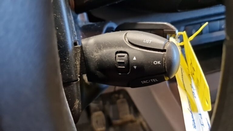 Peugeot Expert tole standard bluehdi 100 ss bvm6 premium - Image 19 (August 28, 2026)