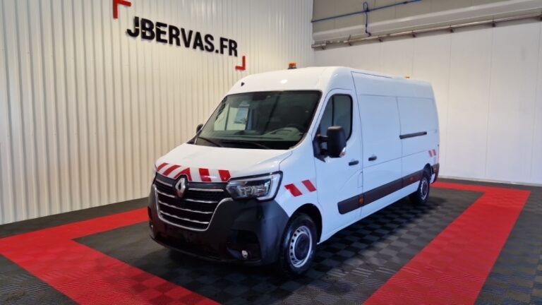 Renault Master trac f3500 blue dci 135 grand confort - Image 01 (August 28, 2026)