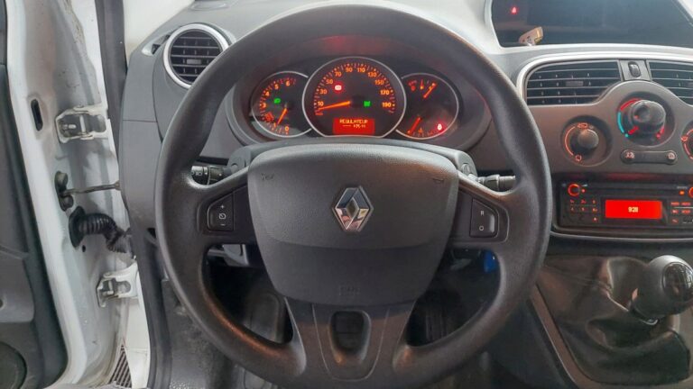 Renault Kangoo Express BLUE DCI 95 GRAND CONFORT - Image 10 (August 28, 2026)