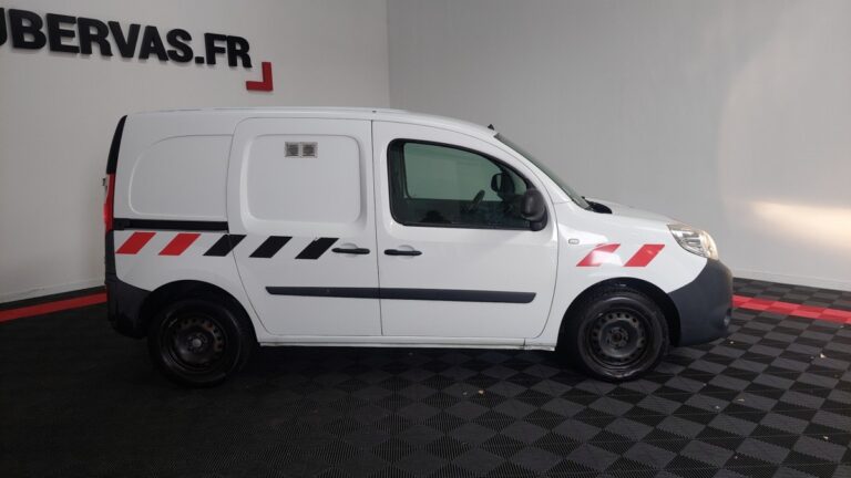 Renault Kangoo Express BLUE DCI 95 GRAND CONFORT - Image 03 (August 28, 2026)