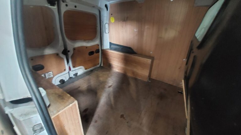 Renault Kangoo Express BLUE DCI 95 GRAND CONFORT - Image 05 (August 28, 2026)