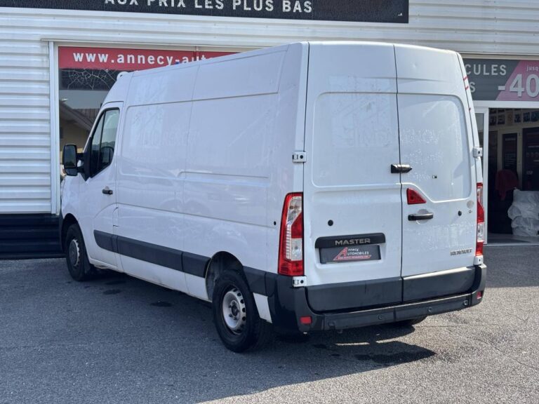 Renault Master 2.3 136 13325€ HT - Image 04 (August 28, 2026)
