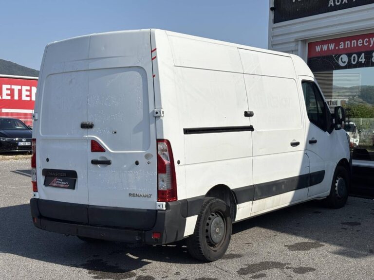 Renault Master 2.3 136 13325€ HT - Image 06 (August 28, 2026)