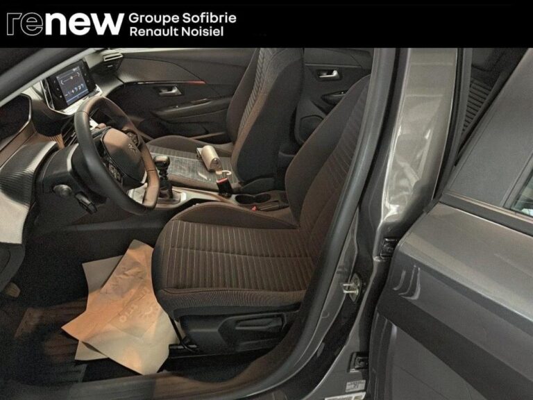Peugeot 208 BUSINESS R PURETECH 100 S&S BVM6 Active Business - Image 09 (August 28, 2026)