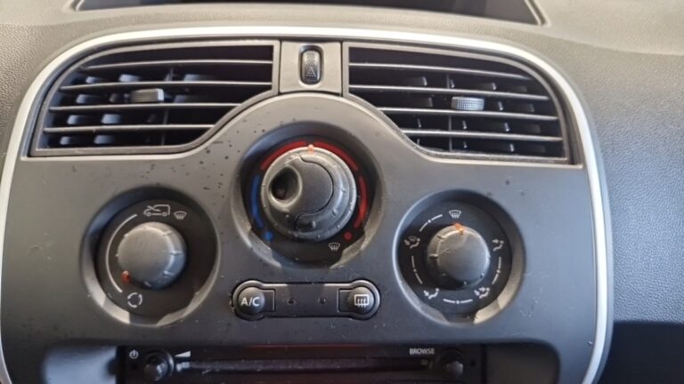Renault Kangoo Express BLUE DCI 95 GRAND CONFORT - Image 13 (September 1, 2026)