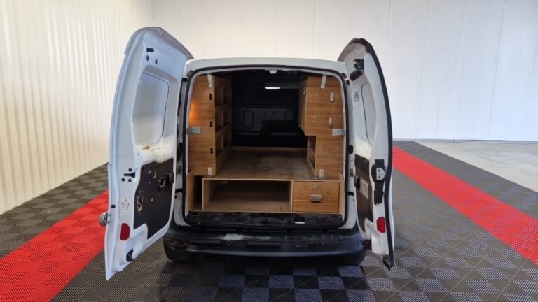 Renault Kangoo Express BLUE DCI 95 GRAND CONFORT - Image 07 (September 1, 2026)