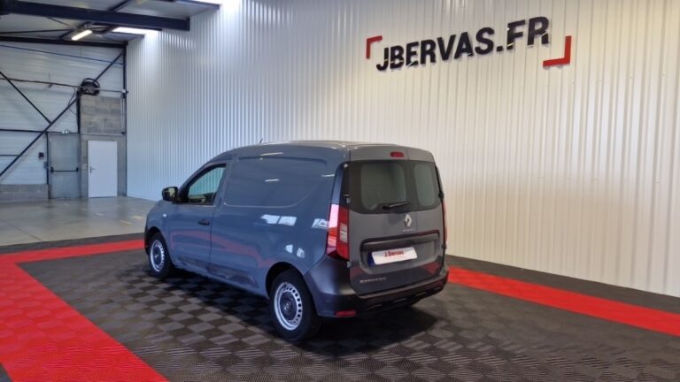 Renault Express Van BLUE DCI 75 CONFORT - Image 03 (September 3, 2026)