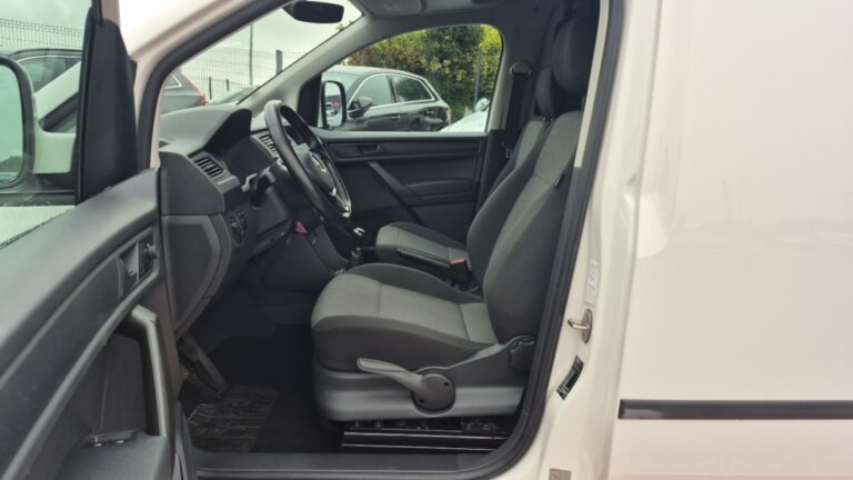 Volkswagen Caddy Van 1.0 TSI 102 BVM5 BUSINESS LINE PLUS - Image 11 (September 3, 2026)