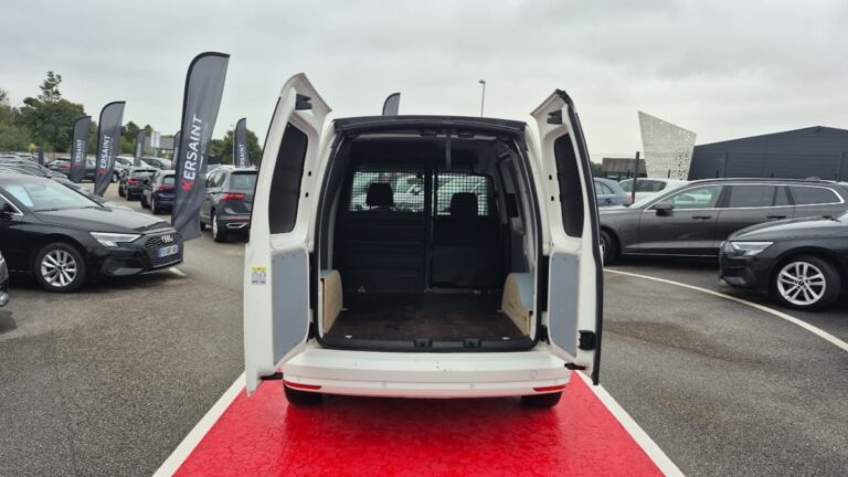 Volkswagen Caddy Van 1.0 TSI 102 BVM5 BUSINESS LINE PLUS - Image 12 (September 3, 2026)
