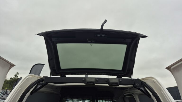 Volkswagen Caddy Van 1.0 TSI 102 BVM5 BUSINESS LINE PLUS - Image 14 (September 3, 2026)