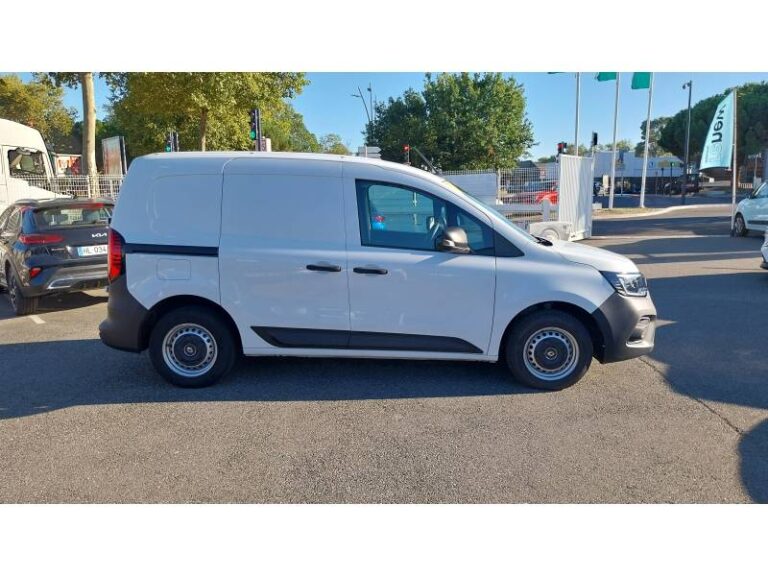 Renault Kangoo Van BLUE DCI 95 GRAND CONFORT SESAME OUVRE TOI – 22 - Image 07 (September 4, 2026)