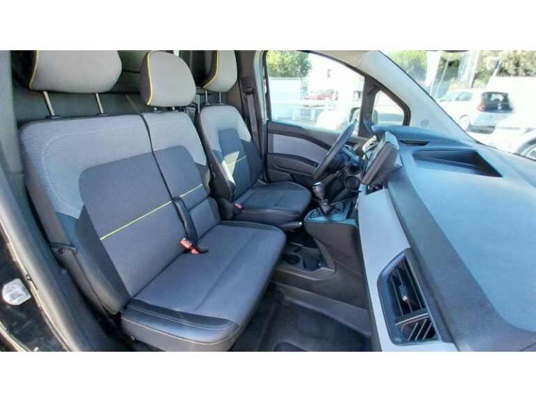 Renault Kangoo Van BLUE DCI 95 EXTRA – 22 - Image 12 (September 4, 2026)