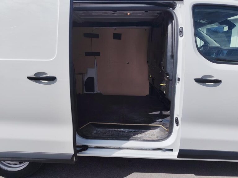 Citroën Jumpy 2.0 HDI 122ch - Image 05 (September 5, 2026)