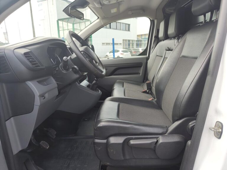 Citroën Jumpy 2.0 HDI 122ch - Image 06 (September 5, 2026)