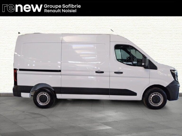 Nissan Interstar FOURGON 3T5 2.0 DCI 130 N-CONNECTA - Image 04 (September 5, 2026)